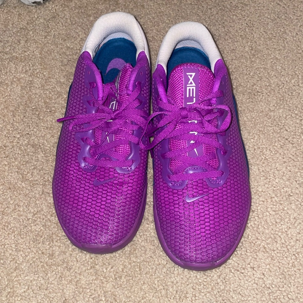 Nike Metcon 5 " Vivid Purple" Cross-Training Shoe Women's Size 7.5